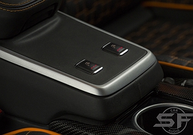 Mercedes Benz G63 AMG тюнинг, установка аудиосистемы и раздельный задний ряд. sf-audio sf-design в автомобили w463 w464 Автозвук highend